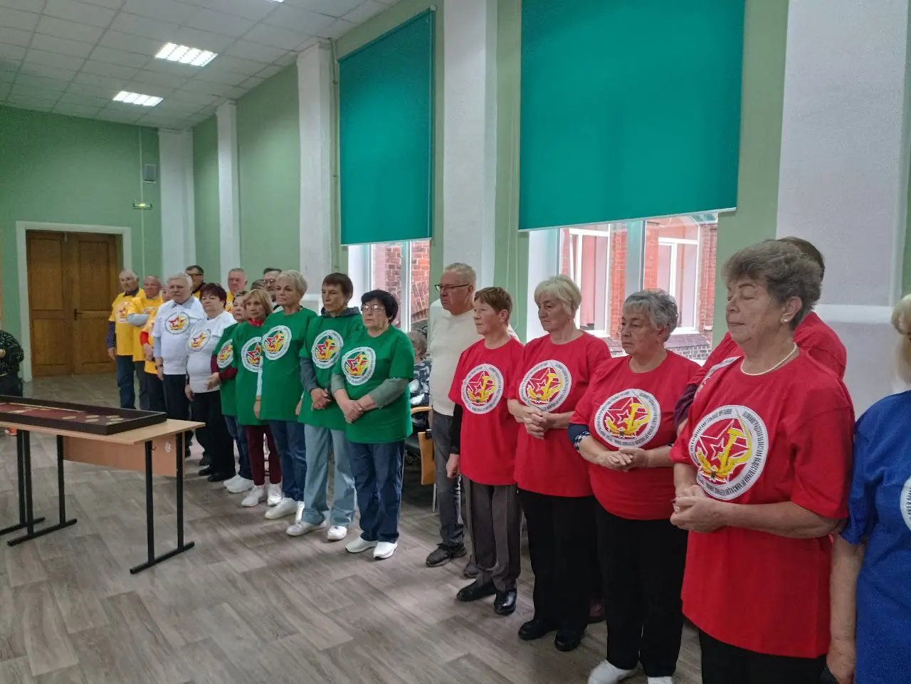 ВЕТЕРАНЫ — ВЕТЕРАНАМ!