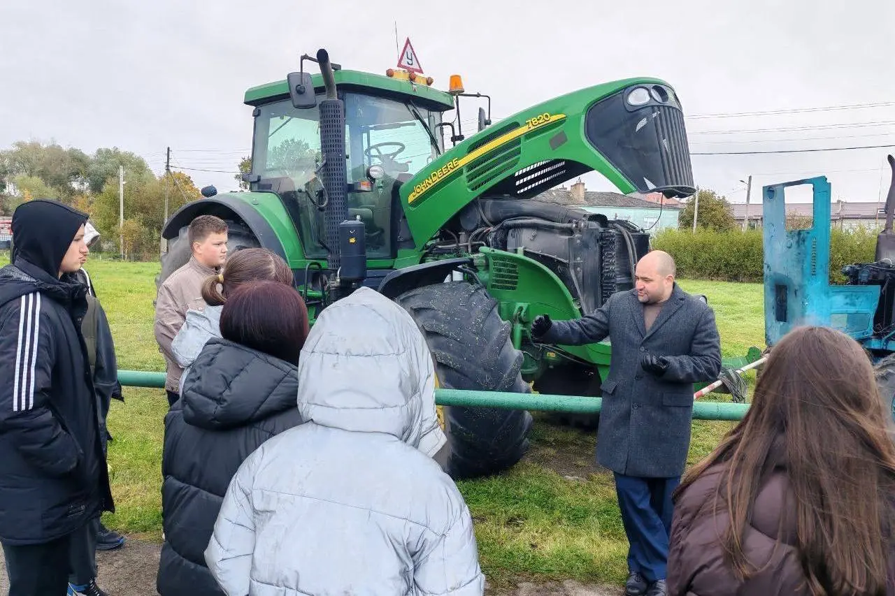 Первого сентября откроем три новых кластера «Профессионалитета»